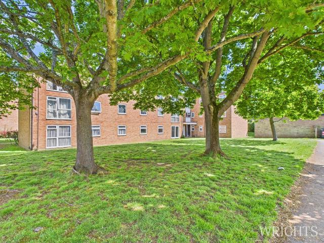 Apartment for rent in Panshanger, Fretherne