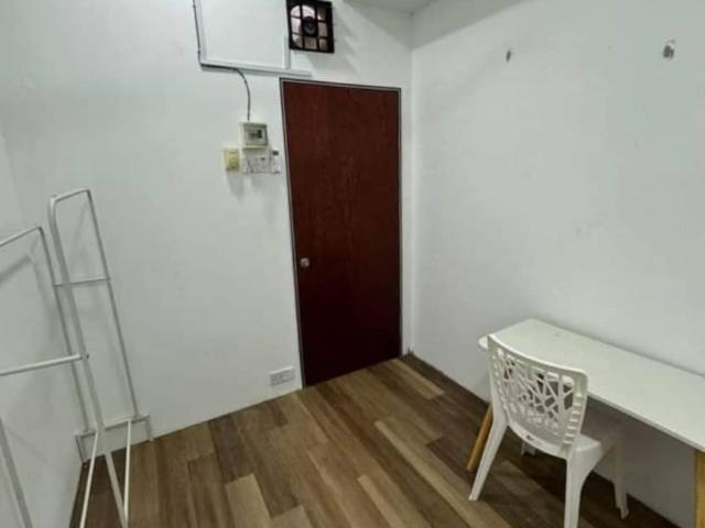 Room for rent in Petaling, Alam Impian