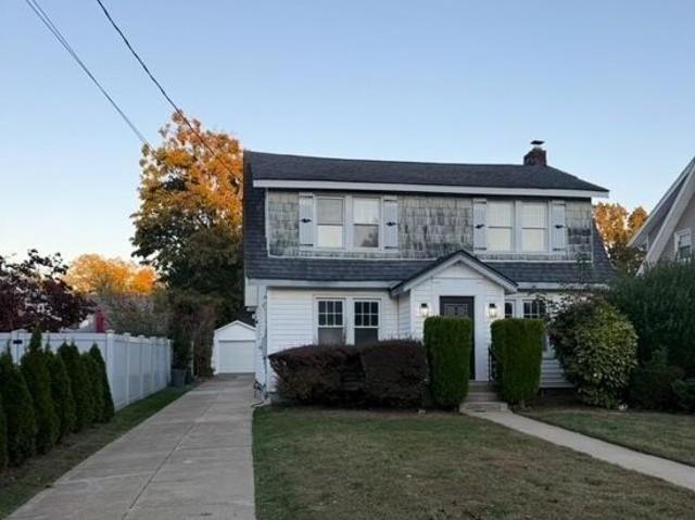 House for sale in Freeport, New York