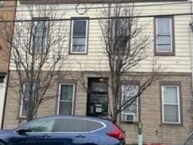 House for sale in Hudson, New Jersey