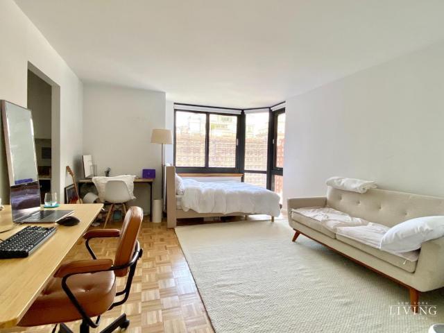 Apartment for rent in Arverne, New York