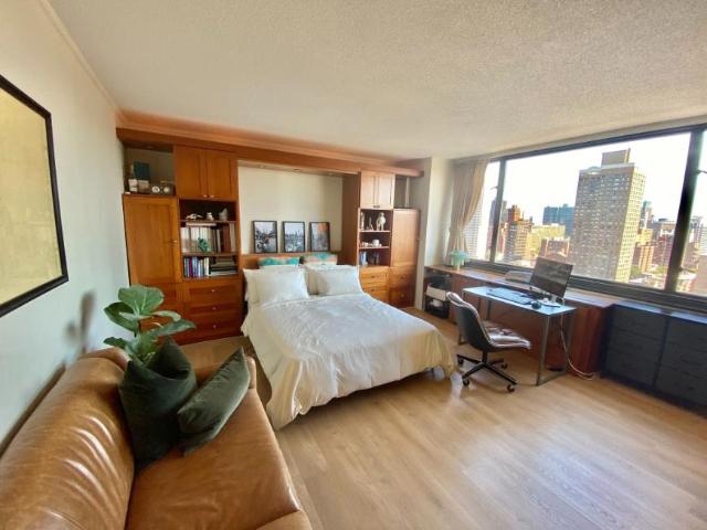 Apartment for sale in Arverne, New York