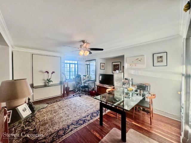 Apartment for sale in Arverne, New York
