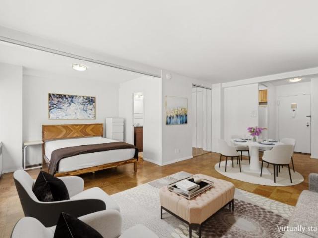 Apartment for sale in Arverne, New York