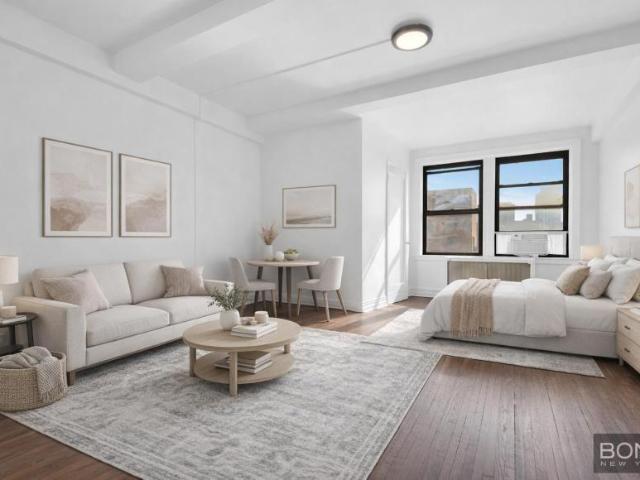 Apartment for sale in Arverne, New York