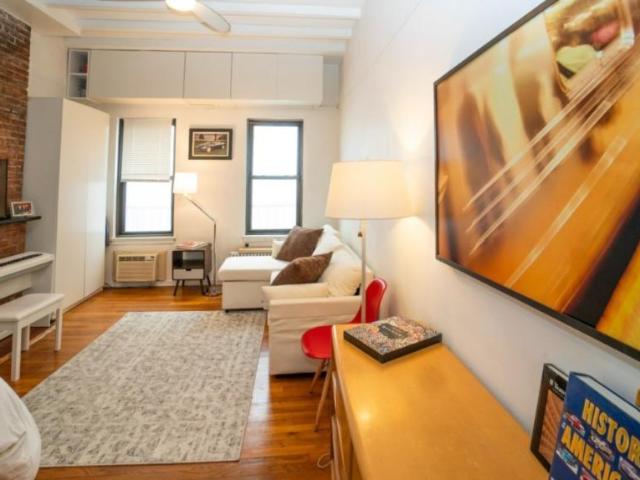 Apartment for sale in Arverne, New York