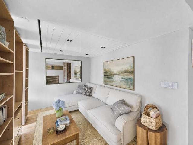 Condo for sale in Arverne, New York
