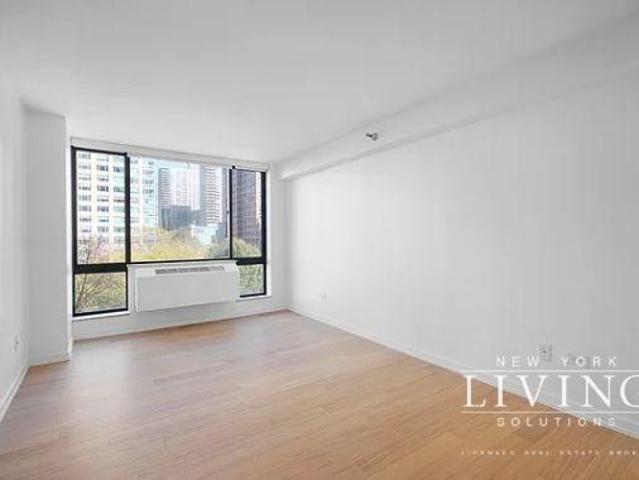 Apartment for rent in Arverne, New York