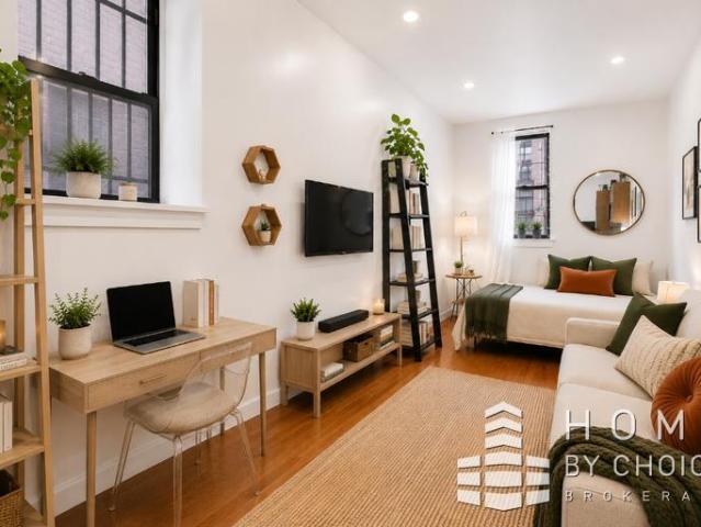 Condo for sale in Arverne, New York