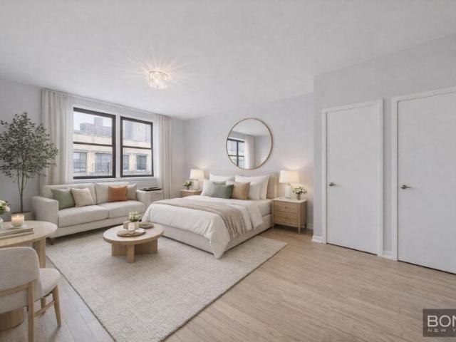 Apartment for sale in Arverne, New York