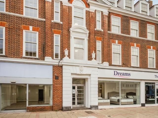 Apartment for rent in Elmbridge, Surrey