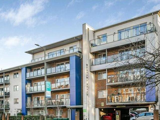 House for sale in Surrey, England