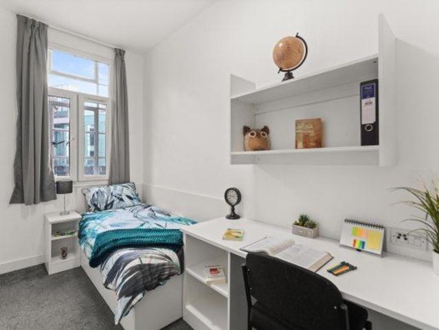 Room for rent in Bede Island, Old Wharf
