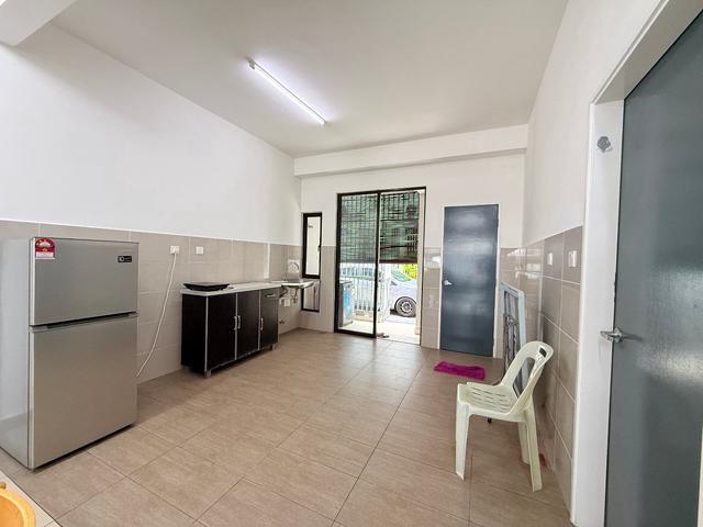 Townhouse for rent in Tanjong Sepat, Selangor