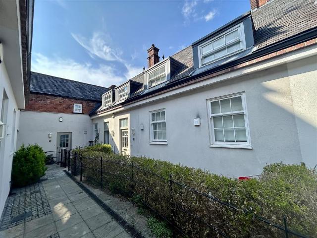 House for rent in High Field, York