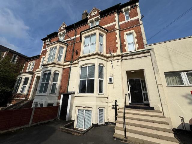 Studio for rent in West Midlands