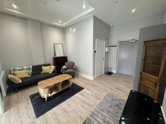 Apartment for rent in Bede Island, Old Wharf