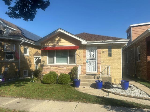 House for sale in Westchester, Cook County