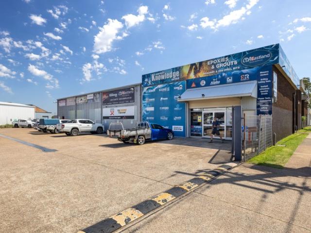 Warehouse for rent in Ambergate, New South Wales