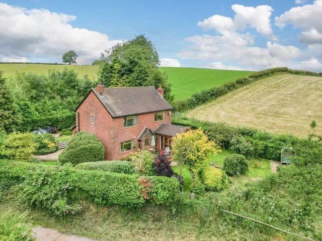 Apartment for rent in Shropshire