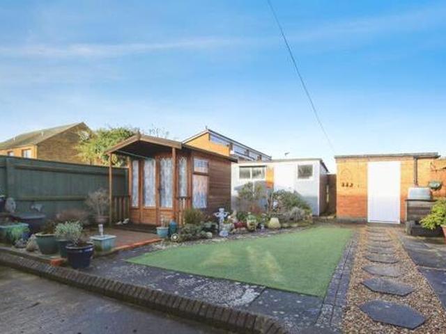 House for sale in Hampton Green, Cambridgeshire
