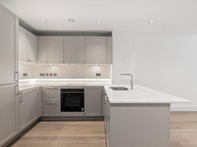 Apartment for rent in Paddington, Greater London
