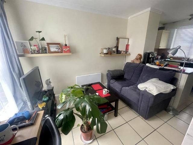 Apartment for rent in Coxlodge, Newcastle Upon Tyne