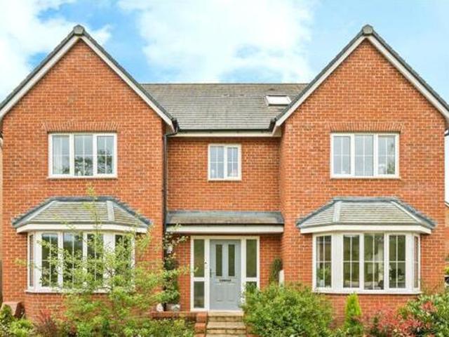 House for sale in Buckingham, Buckinghamshire