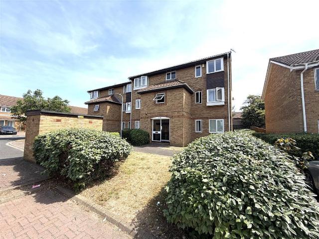 Apartment for rent in Yiewsley, Greater London