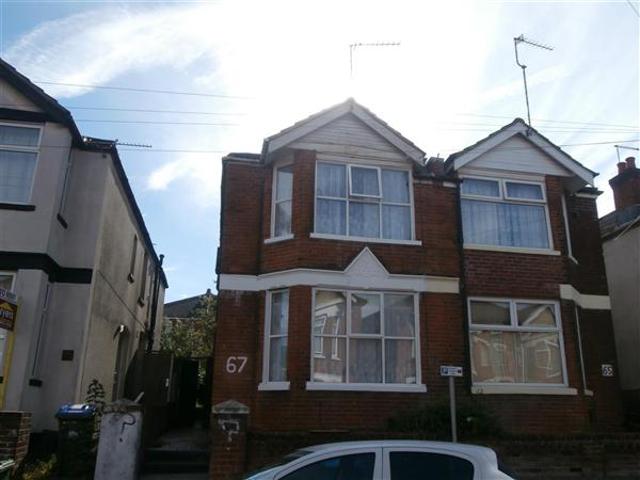 House for rent in The Polygon, City Of Southampton