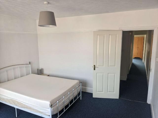 Apartment for rent in The Polygon, City Of Southampton
