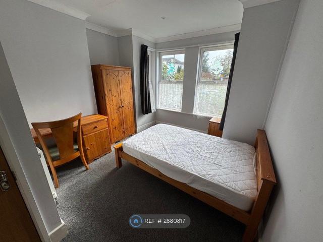 House for rent in The Polygon, City Of Southampton