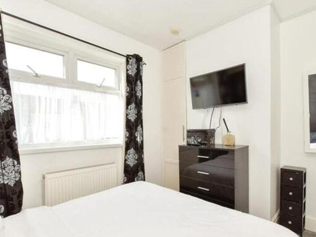 House for sale in Spring Vale, Hampshire