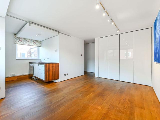 Studio for rent in St. John's Wood, Greater London