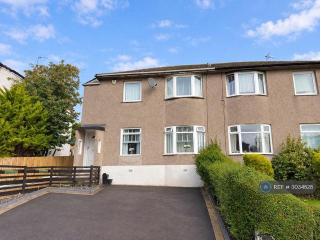 Apartment for rent in Croftfoot, Scotland