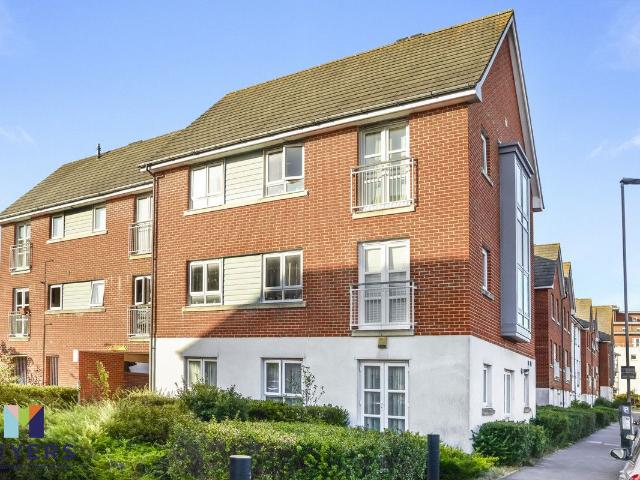 Apartment for rent in Poole