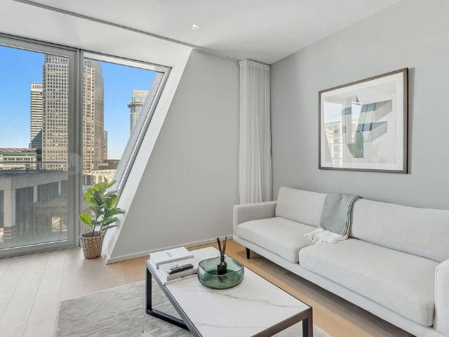 House for rent in Canary Wharf, Greater London