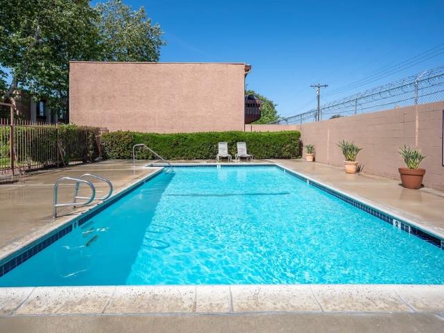 Apartment for rent in Santa Ana, California