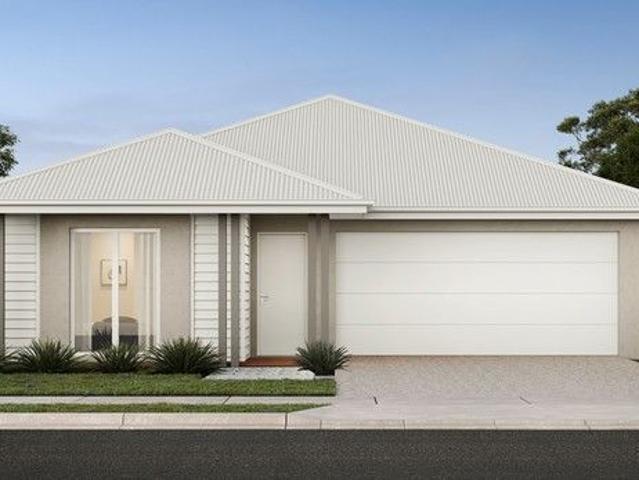 Cottage for sale in Pakenham, Victoria