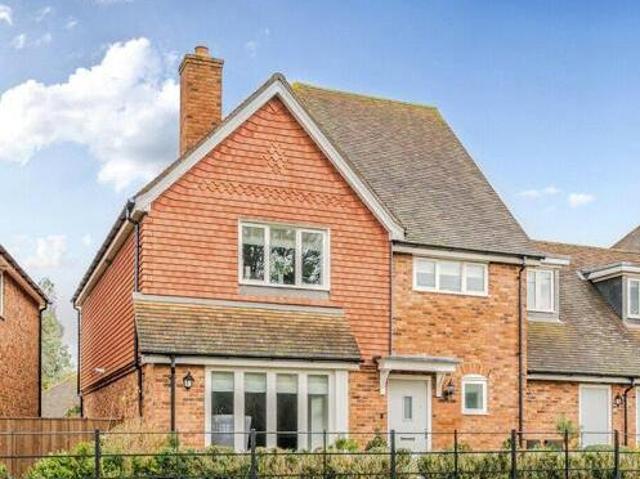 House for sale in Oad Street, Kent