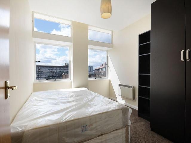 Apartment for rent in Elephant and Castle, Greater London