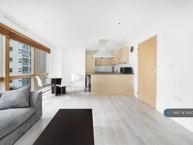 Apartment for rent in Elephant and Castle, Greater London
