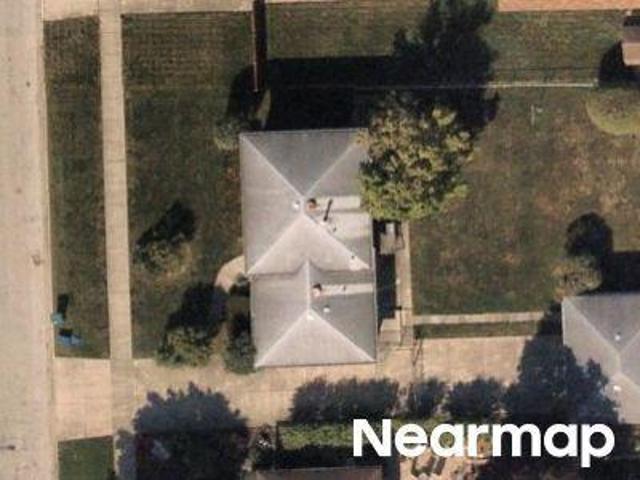 House for sale in Burbank