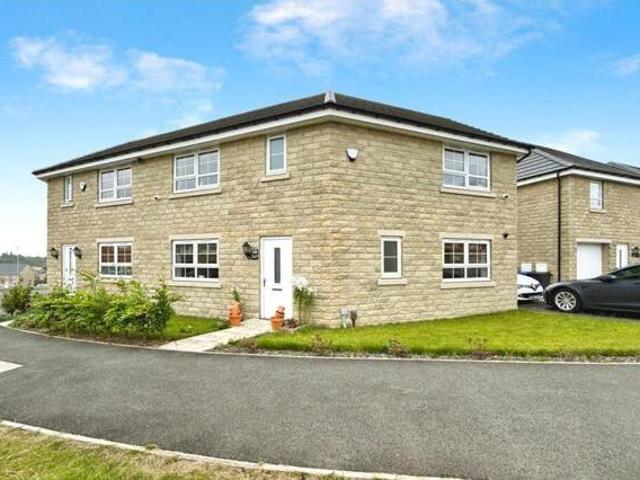 House for sale in Cudworth, South Yorkshire