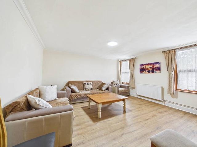 House for rent in Chipping Hill, Essex