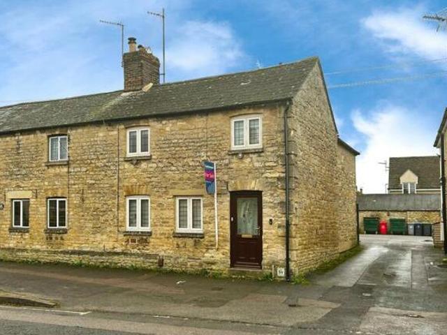 House for sale in Black Bourton, Oxfordshire