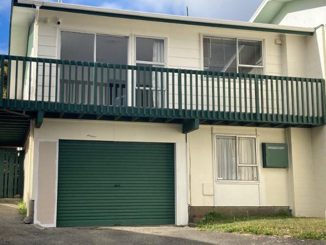 House for rent in Newlands, Wellington