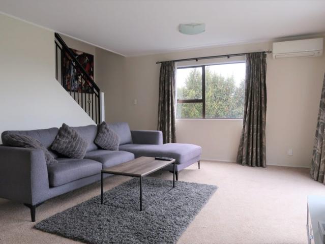 House for rent in Woodridge, Wellington