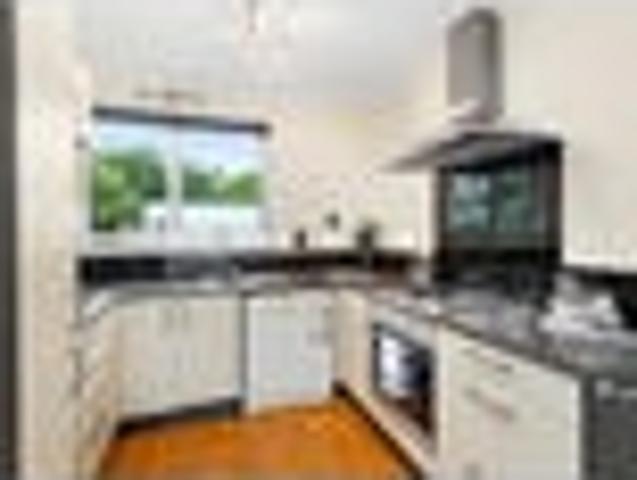 House for rent in Raroa, Wellington