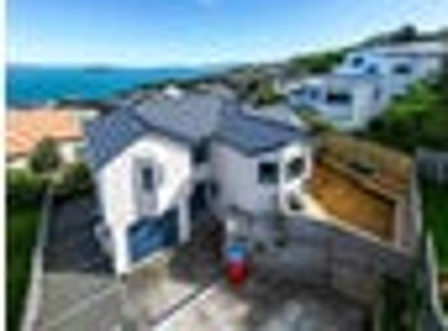 House for rent in Newlands, Wellington